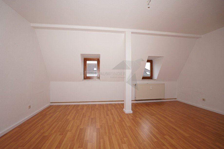 Schlafzimmer 1 Dachgeschosswohnung Zwickau