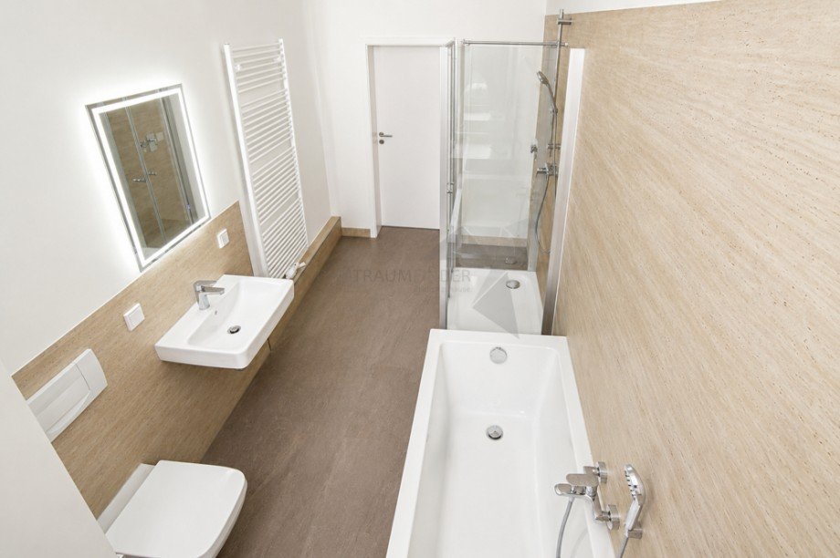 Detail Tageslichtbad Erdgeschosswohnung Chemnitz