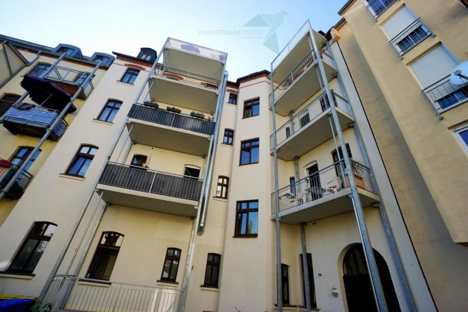 Objektansicht Hofseite mit Balkonen Etagenwohnung Zwickau