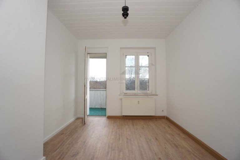 Schlafzimmer Zwickau Etagenwohnung Sanierte 2-Raum-Wohnung mit Balkon und Wohnk�che