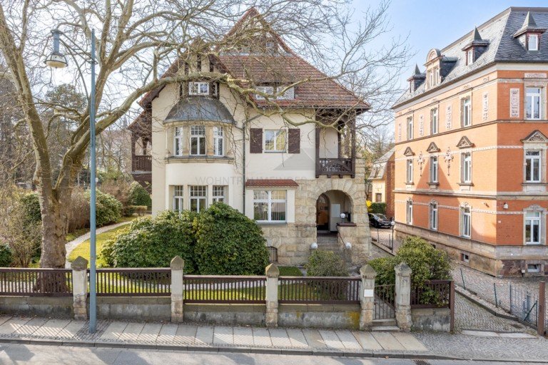 Au�enansicht Chemnitz B�rohaus Arbeiten in der Villa Vieweg auf dem Chemnitzer Ka�berg