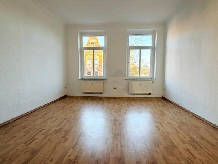 Wohnzimmer Zwickau Etagenwohnung Gem�tliche 2-Raum-Wohnung mit gro�er Wohnk�che in der Bahnhofsvorstadt