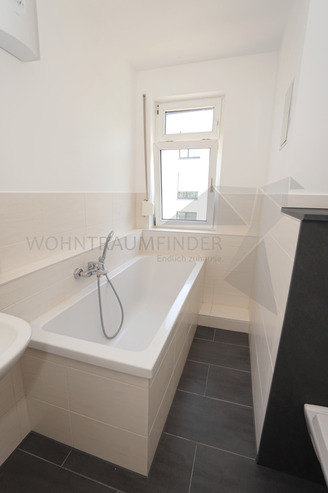 Detail Wanne Etagenwohnung Chemnitz / Lutherviertel