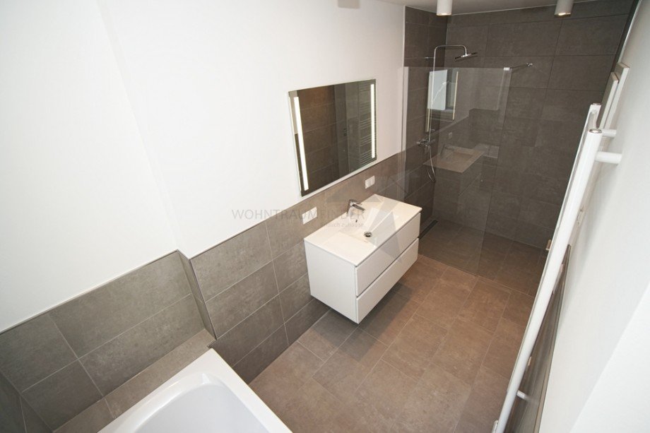 Detail Masterbad Doppelhaush�lfte Chemnitz