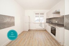 Hauptbild !! Einbauk�che, tolles Tageslichtbad, Abstellraum mit WM-Stellplatz !! 2 Zimmer EG-Whg. in Ebersdorf