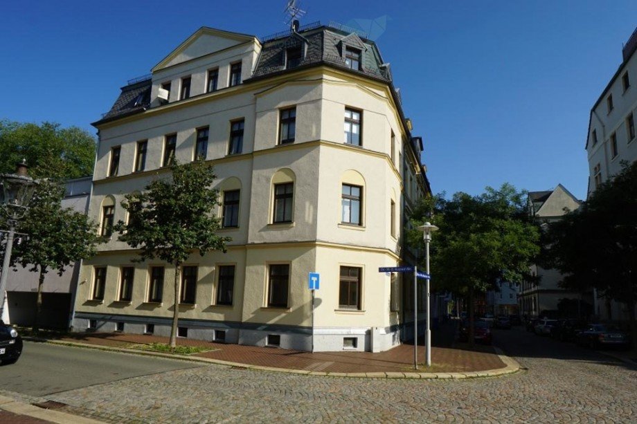 Ansicht Stra�e Dachgeschosswohnung Zwickau