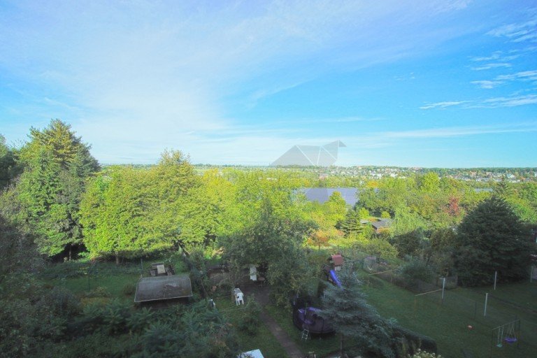 Ausblick Chemnitz / Hilbersdorf Etagenwohnung Gem�tliche, gro�z�gige 2 Raum Wohnung mit Tageslichtbad und Loggia in ruhiger Lage