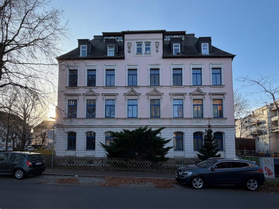 Stra�enansicht Etagenwohnung Zwickau