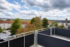 Hauptbild !! Wohnen mit Ausblick !! Helle 3 Zimmer Wohnung mit Einbauk�che, Tageslichtbad und XXL Balkon