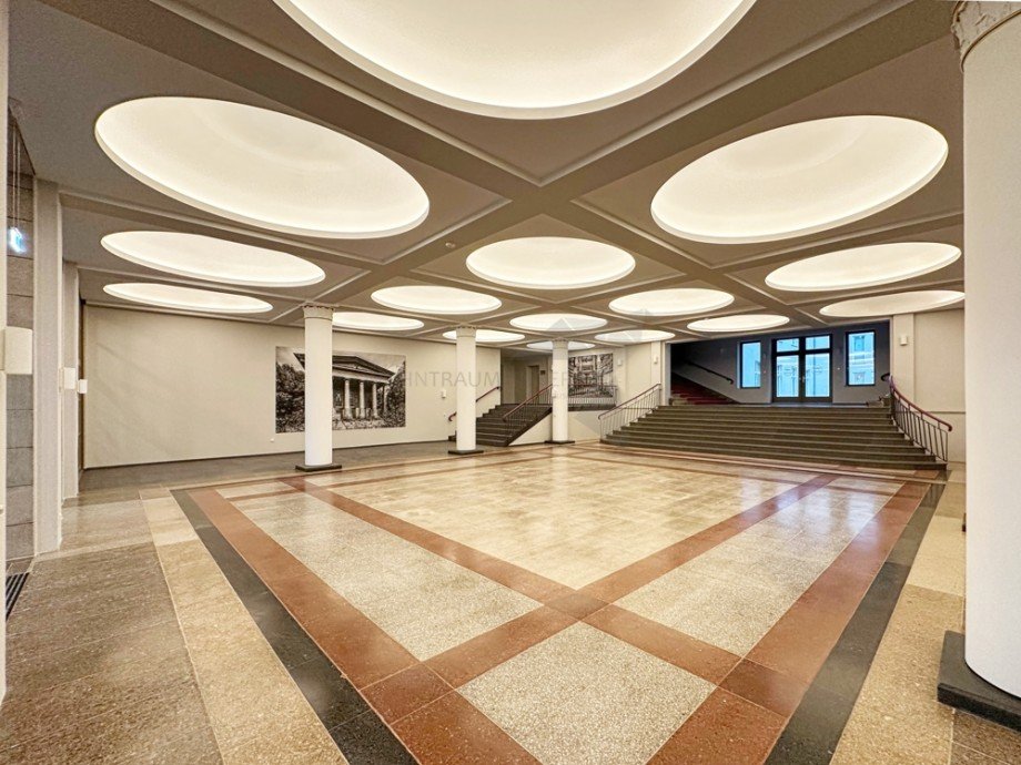 Foyer BT I, Haupteingang Etagenwohnung Chemnitz