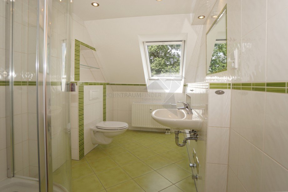 Tageslichtbad mit Dusche Maisonettewohnung Penig