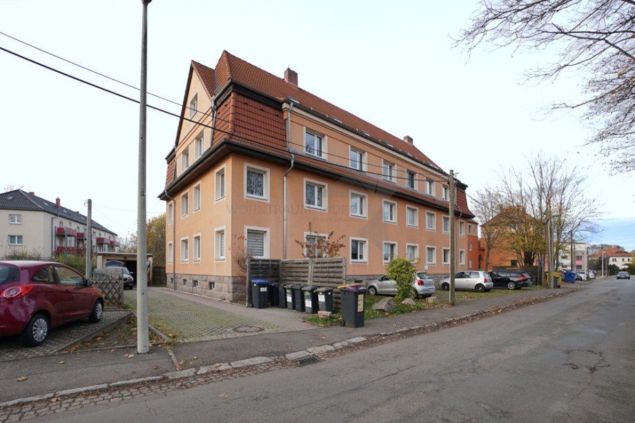 Stra�enansicht Etagenwohnung Zwickau