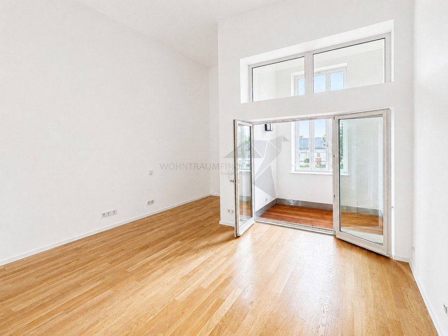 Wohnbereich mit Loggia offen Etagenwohnung Chemnitz