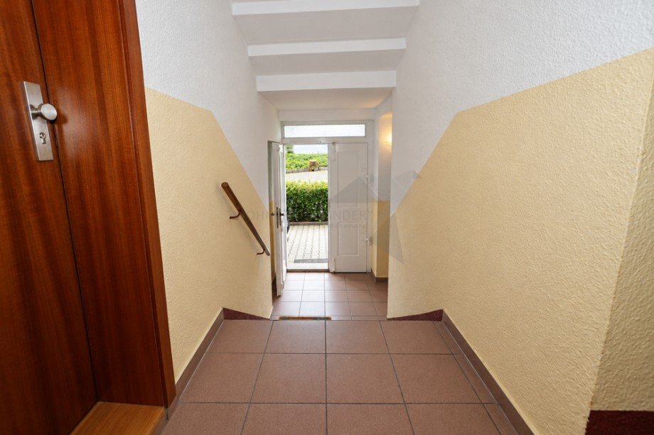 Treppenhaus Erdgeschosswohnung Zwickau / Niederplanitz