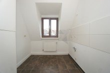 K�che Sch�ne 2-Zimmer-Dachgeschoss-Wohnung mit Tageslichtbad am Schlobigpark