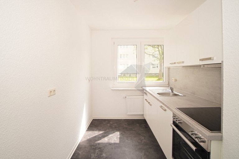 Startbild Chemnitz - Ebersdorf, Chemnitz Etagenwohnung Helle 2 Raum-Wohnung mit tollem Tageslichtbad und Einbauk�che im gr�ner Lage