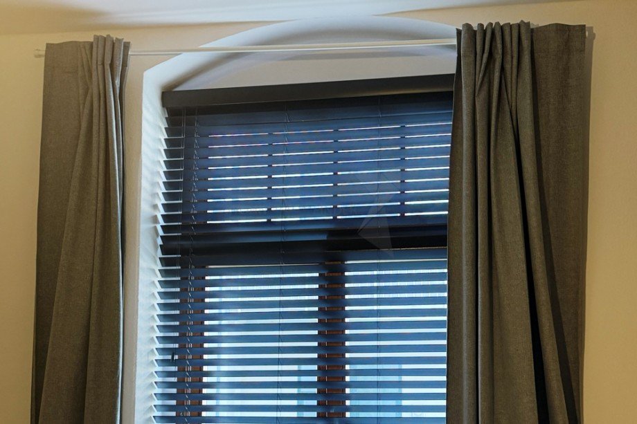 Vorh�nge und Jalousien Erdgeschosswohnung Zwickau