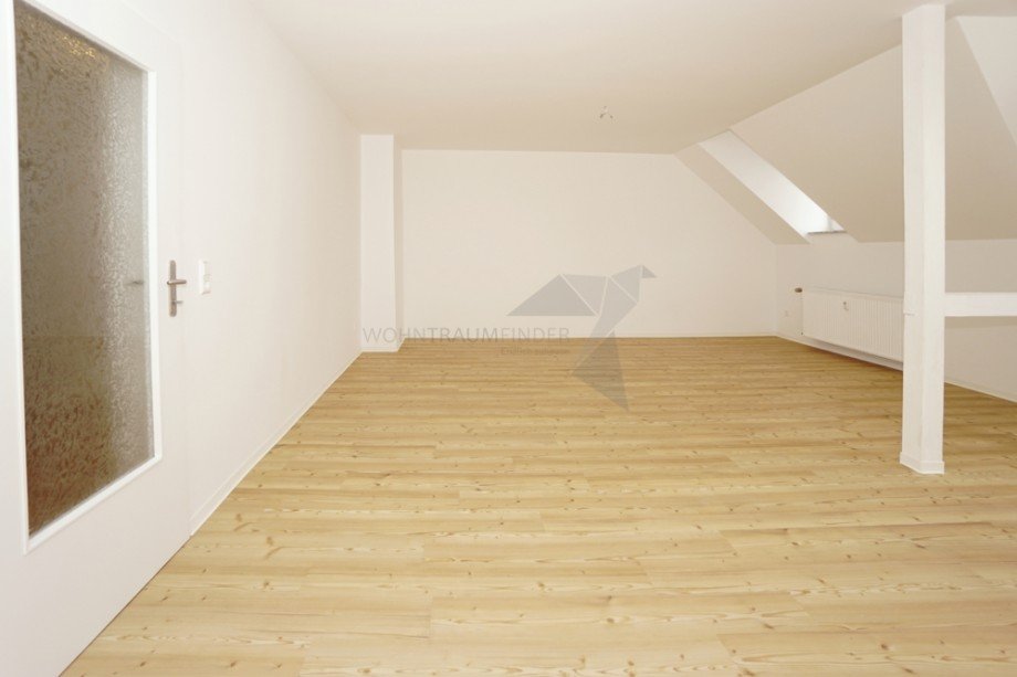 Wohnbereich I Dachgeschosswohnung Chemnitz / Ka�berg