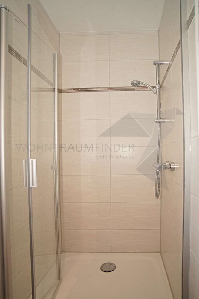 Dusche Etagenwohnung Chemnitz / Hilbersdorf