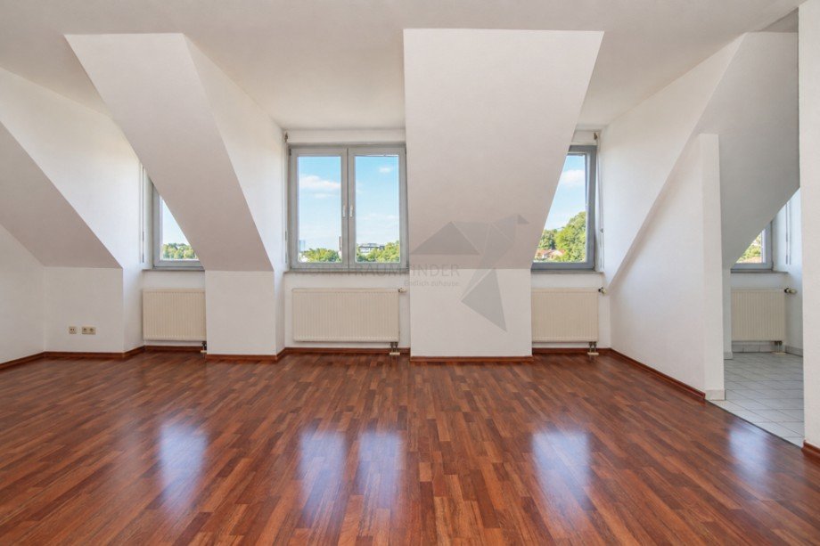 Wohnzimmer III Dachgeschosswohnung Chemnitz
