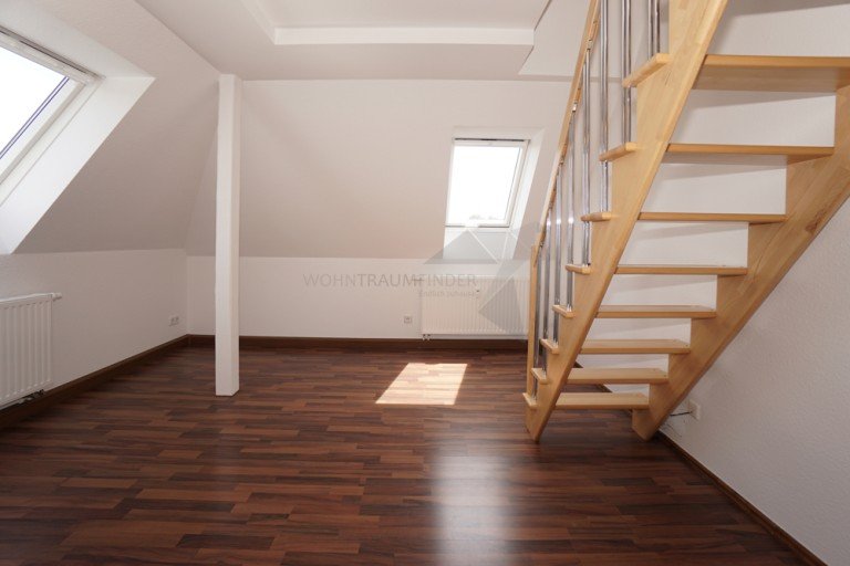 Wohn-Schlafbereich Penig Maisonettewohnung Romantisches 1-Raum-Appartement mit Abstellraum und tollem Tageslichtbad in Penig