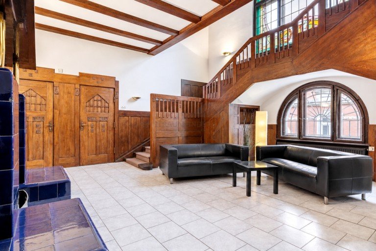 Foyer EG Chemnitz B�rohaus Repr�sentative B�rofl�chen in historischer Villa Vieweg auf dem Chemnitzer Ka�berg