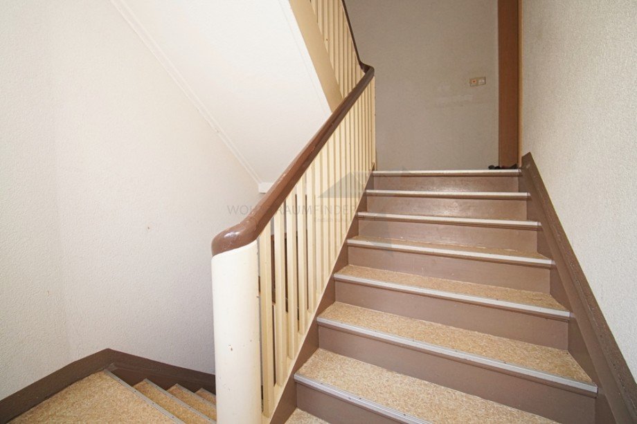 Treppenhaus Erdgeschosswohnung Chemnitz / Borna-Heinersdorf