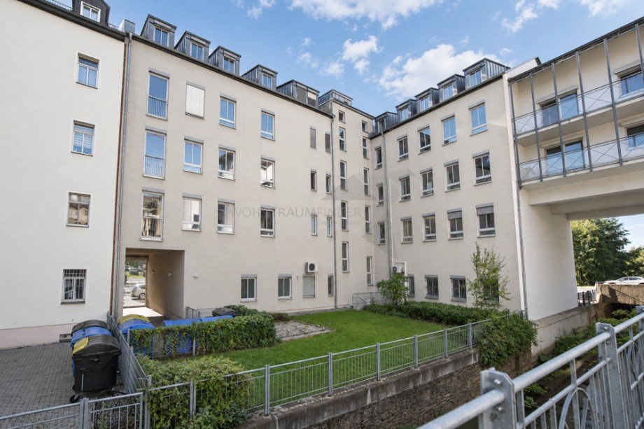 Objektansicht Innenhof B�rohaus Chemnitz