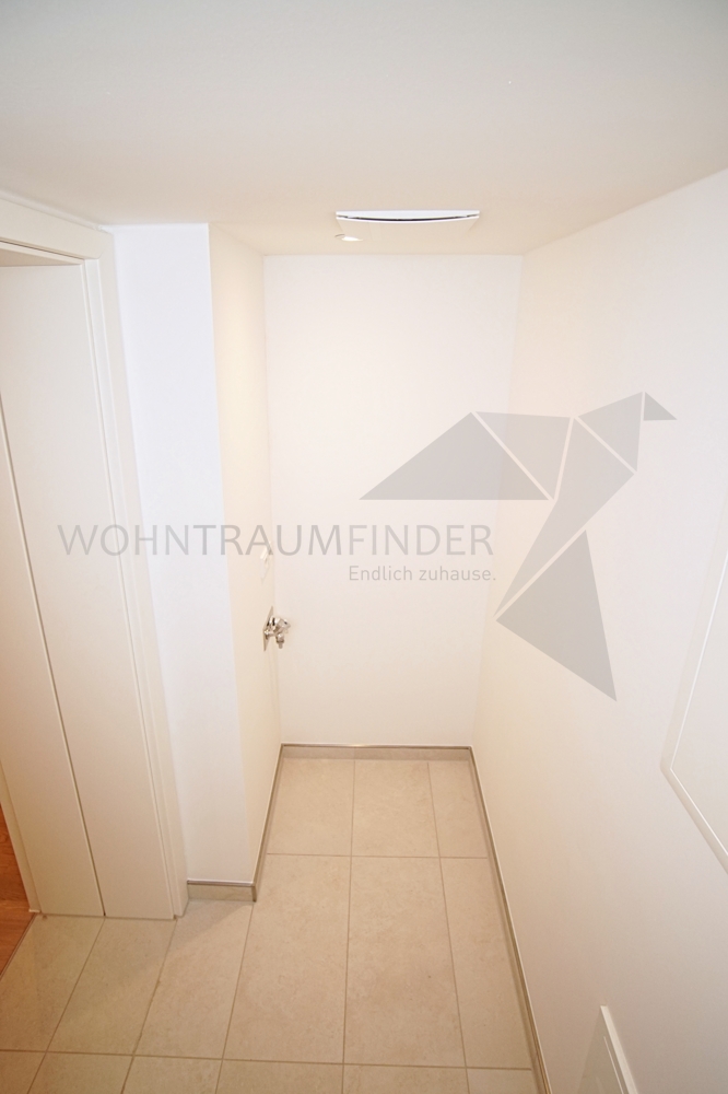 Abstellraum mit WM-Anschluss Etagenwohnung Chemnitz