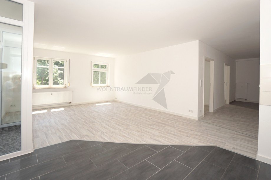 heller, gro�z�giger Wohnbereich Etagenwohnung Chemnitz / Lutherviertel