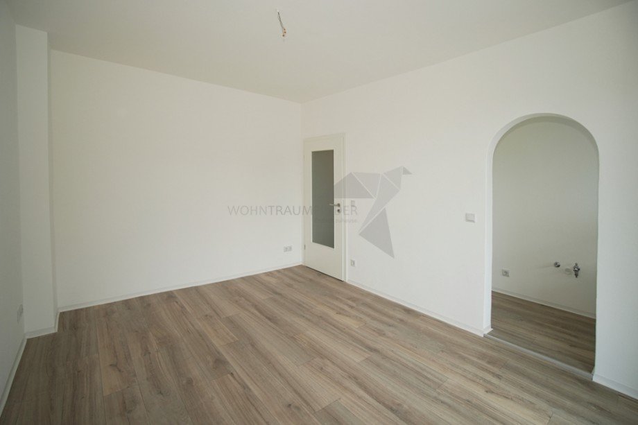 Detail Wohnzimmer und Kochnische Erdgeschosswohnung Chemnitz