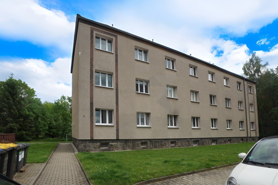 Stra�enansicht Etagenwohnung Zwickau