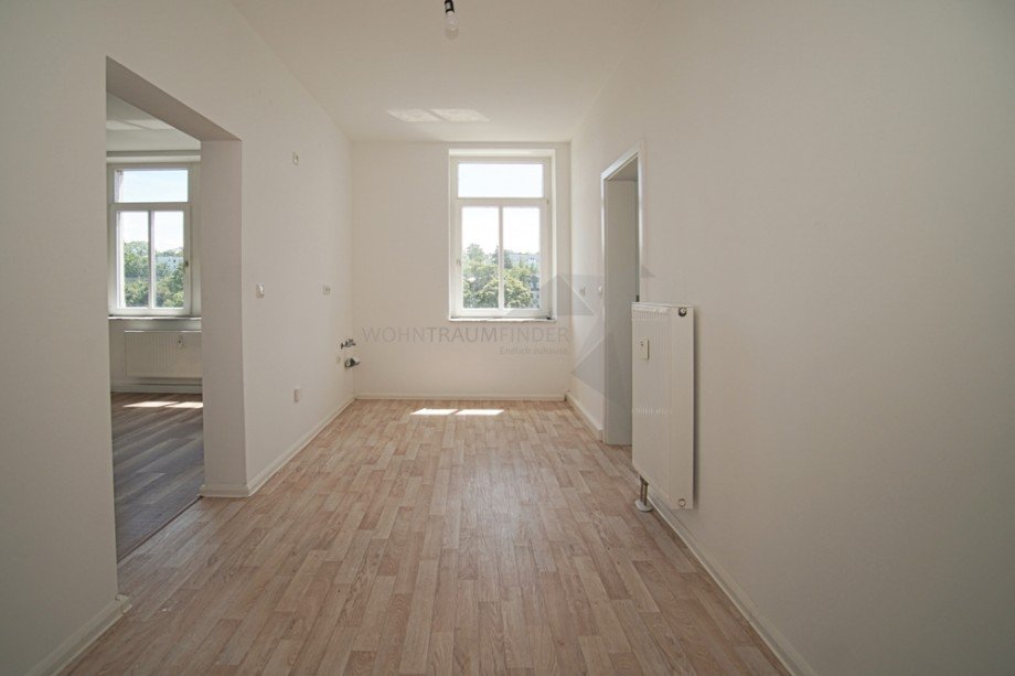 Flur und offener Kochbereich Etagenwohnung Chemnitz