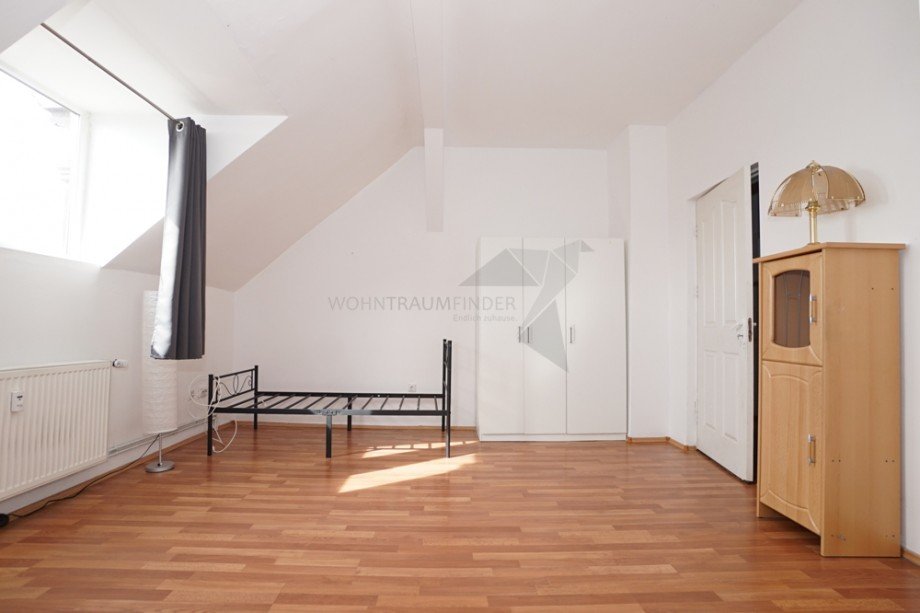 Wohn- und Schlafzimmer Etagenwohnung Werdau